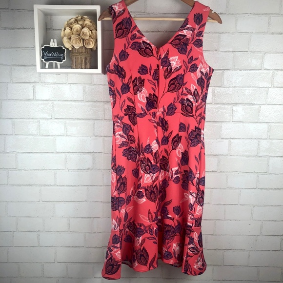 Banana Republic | Sleeveless Floral Sheath Dress - Picture 5 of 6